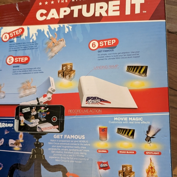 Hex Bug - Nitro Circus - Air Bound - Stunt Set - Clown - 2 characters included - Picture 6 of 6